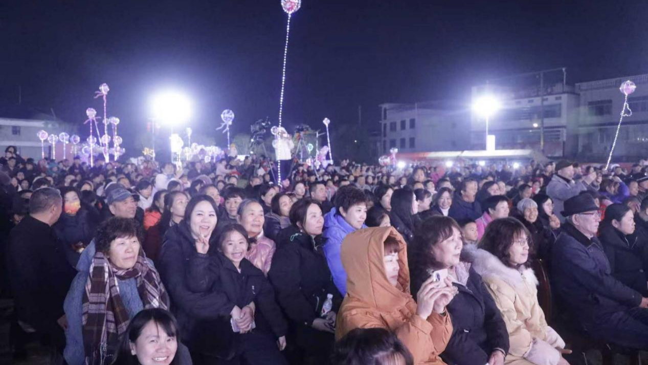 邵阳市北塔区第二届“村晚”南岗小镇火热开演(图2)